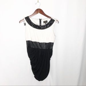 Laundry by Shelli Segal Black & White dress 4